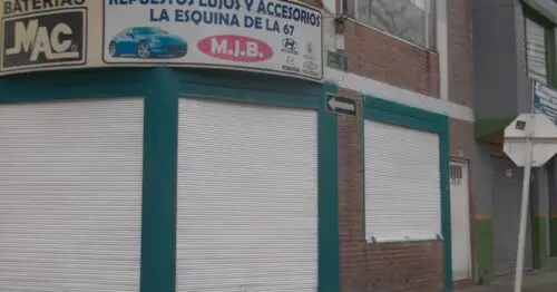 REPUESTOS LUJOS Y ACCESORIOS LA ESQUINA DE LA 67 REPUESTOS LUJOS Y ACCESORIOS LA ESQUINA DE LA 67